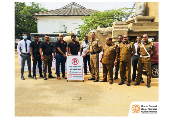 Siyapatha Finance promotes road safety awareness in Anuradhapura